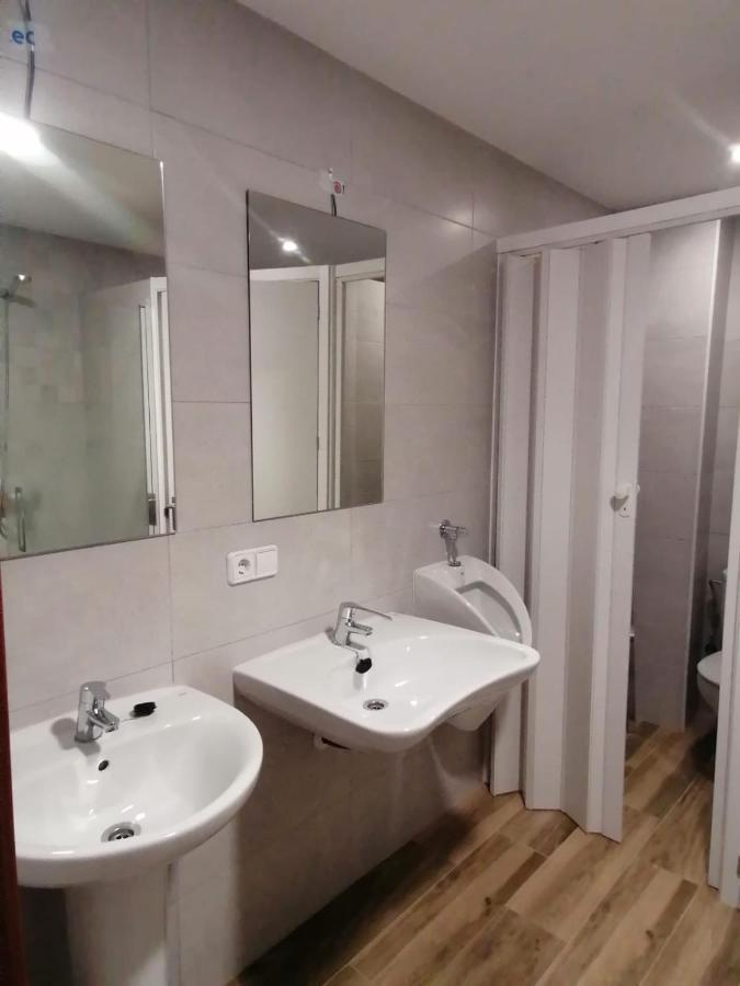 Albergue El Templarin Ponferrada Bagian luar foto